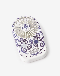 thumbnailItem-0-thumb