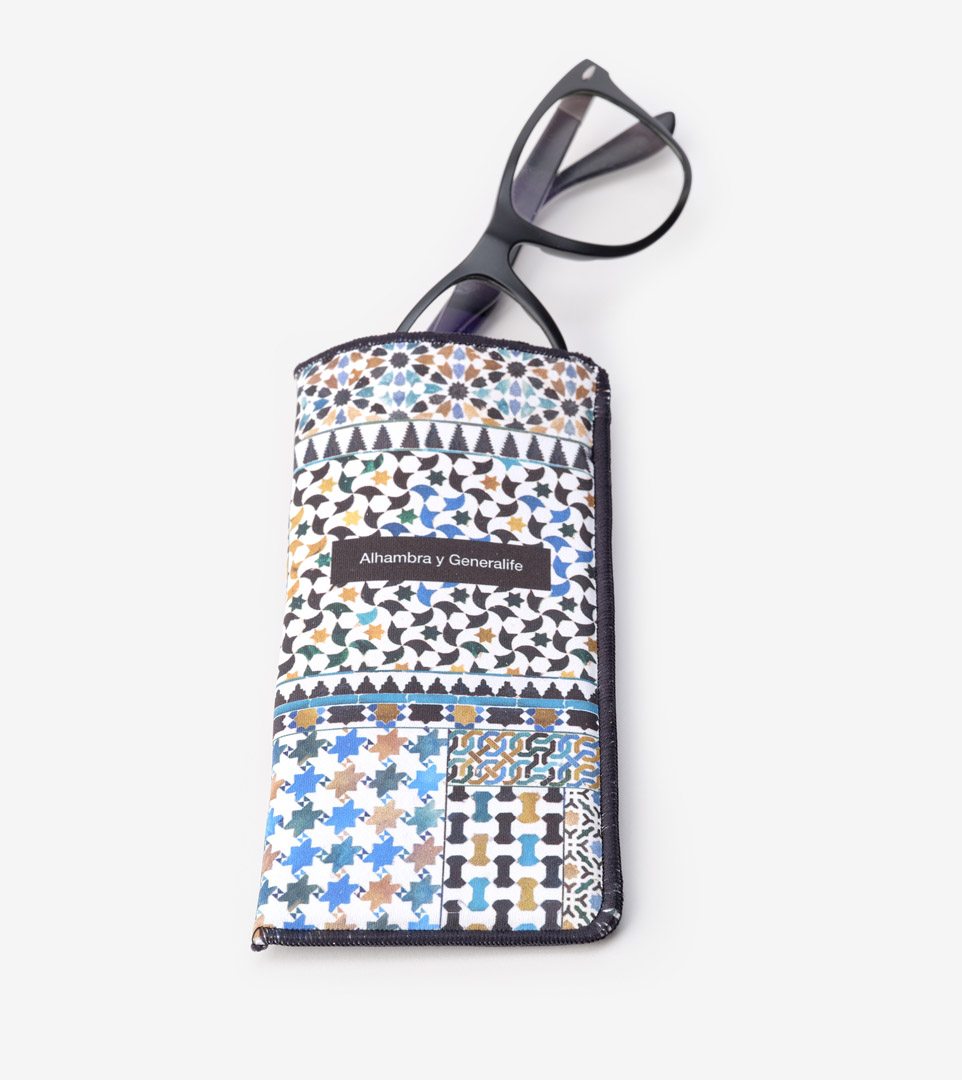 FUNDA GAFAS — MULTIALICATADOS